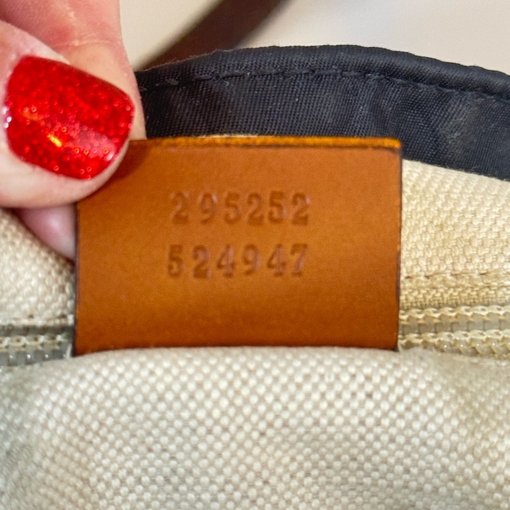 š„GUCCI TOTEš„ - Picture 9 of 11